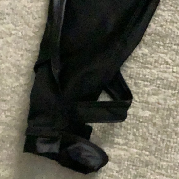 Good American athletic outfit size 1 - Picture 6 of 8